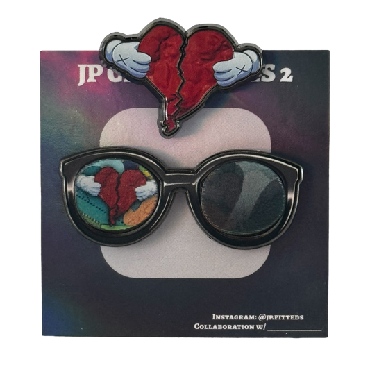 LENTICULAR EFFECT PIN GLASSES ( KANYE / HEART BREAK )