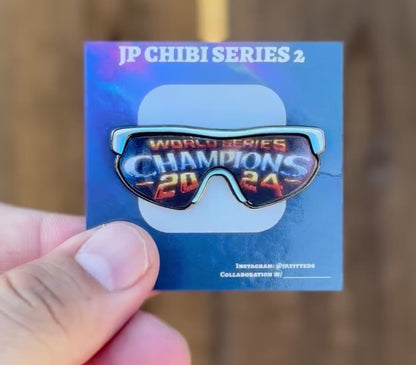 LENTICULAR EFFECT PIN GLASSES ( FREDDY FREEMAN’S)